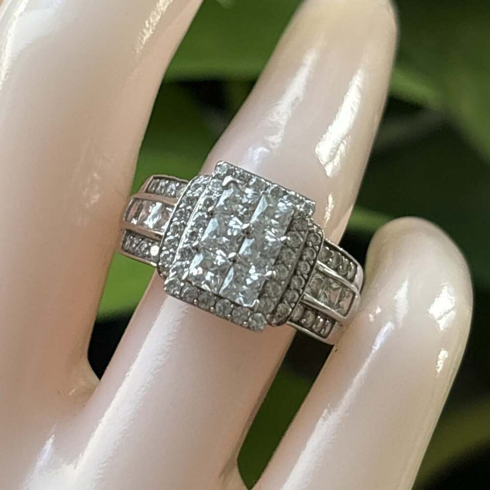 Sterling Silver CZ Bold Cocktail Ring Statement Size 9 Bling Cubic Zirconia